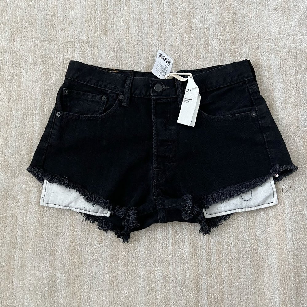 NWT Urban Outfitters Urban Renewal Levi's 501 Cutoff Shorts M Black